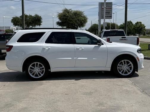 White Knuckle Clearcoat 2026 Dodge Durango GT