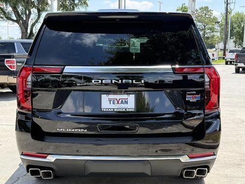 Onyx Black 2026 GMC Yukon XL Denali