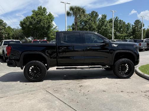 Onyx Black 2025 GMC Sierra 1500 Elevation