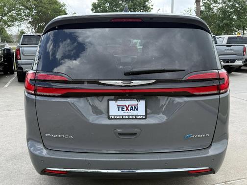 Ceramic Gray Clearcoat 2023 Chrysler Pacifica Hybrid Touring L