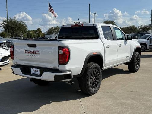Summit White 2026 GMC Canyon Elevation