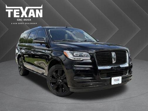 Black Metallic 2022 Lincoln Navigator L Reserve