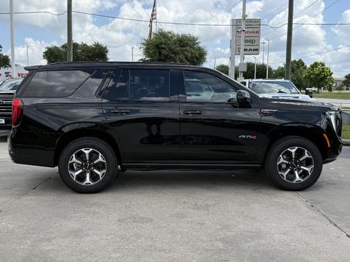 Onyx Black 2026 GMC Yukon AT4 Ultimate
