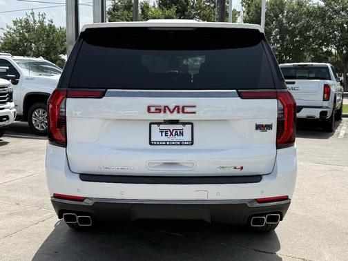 Summit White 2026 GMC Yukon AT4