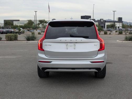 Bright Silver Metallic 2022 Volvo XC90 Recharge Plug-In Hybrid T8 R-Design 7 Passenger