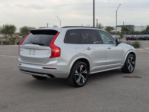 Bright Silver Metallic 2022 Volvo XC90 Recharge Plug-In Hybrid T8 R-Design 7 Passenger