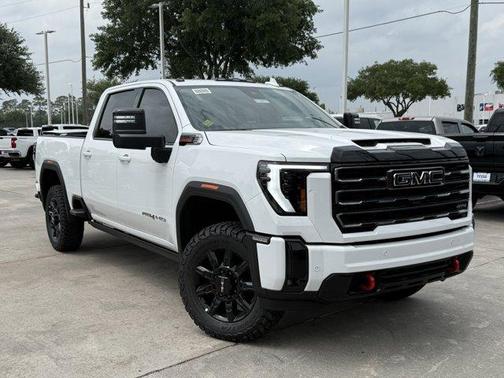 Summit White 2026 GMC Sierra 2500 AT4