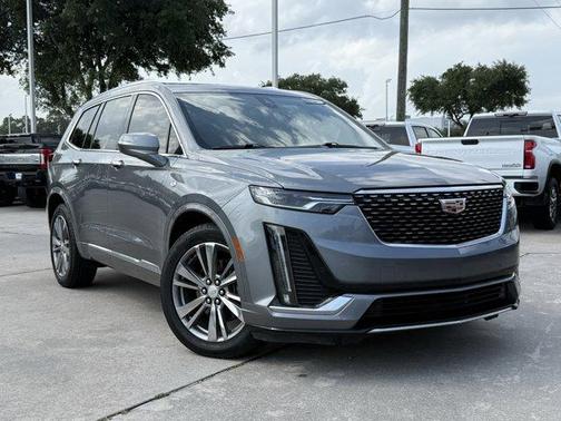 Satin Steel Metallic 2022 Cadillac XT6 Premium Luxury FWD