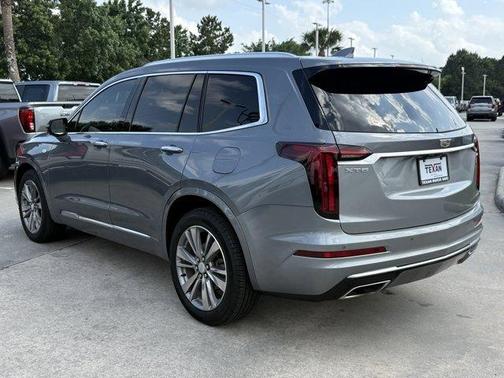Satin Steel Metallic 2022 Cadillac XT6 Premium Luxury FWD