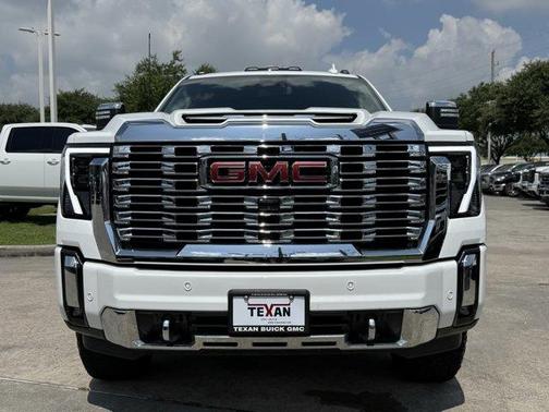 Summit White 2025 GMC Sierra 2500 Denali