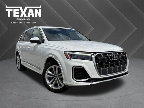 Carrara White 2025 Audi Q7 55 Premium Plus