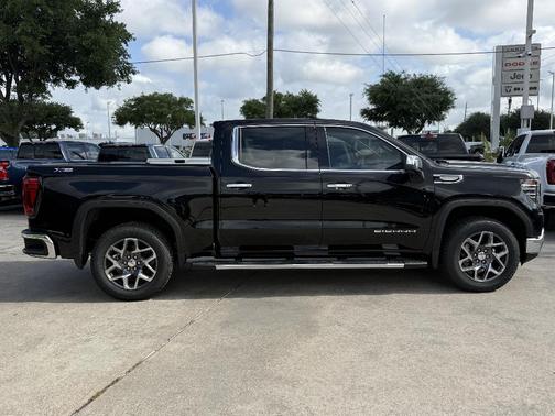 Onyx Black 2026 GMC Sierra 1500 SLT
