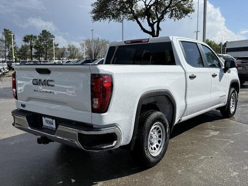 Summit White 2026 GMC Sierra 1500 Pro