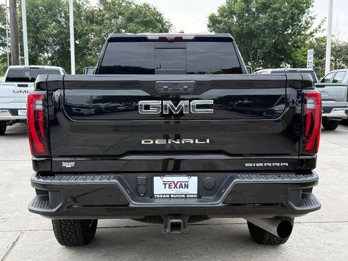 Onyx Black 2024 GMC Sierra 2500 Denali Ultimate