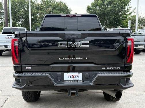 Onyx Black 2024 GMC Sierra 2500 Denali Ultimate