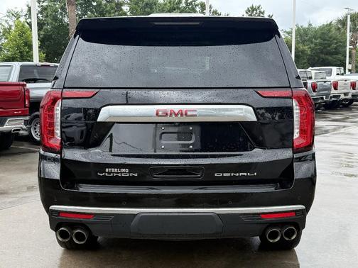 Onyx Black 2022 GMC Yukon Denali