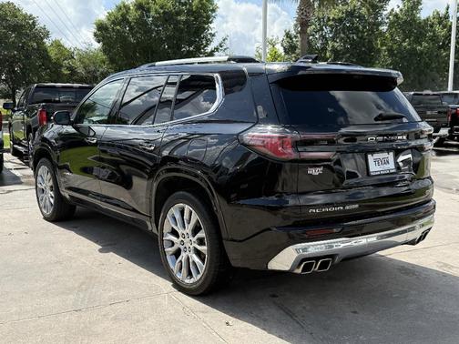 Ebony Twilight Metallic 2024 GMC Acadia Denali