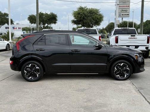 Aurora Black 2024 Kia Niro EV Wind
