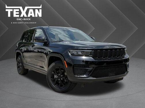 Diamond Black 2025 Jeep Grand Cherokee Laredo