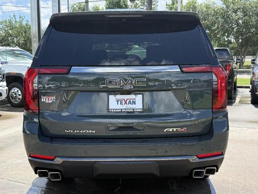 Midnight Pine 2026 GMC Yukon AT4