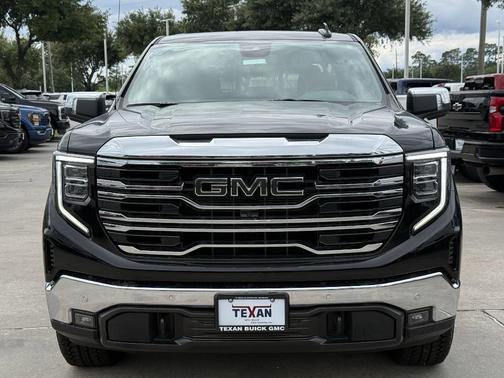 Onyx Black 2026 GMC Sierra 1500 SLT