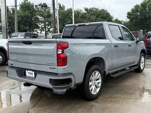 Slate Gray Metallic 2025 Chevrolet Silverado 1500 Custom