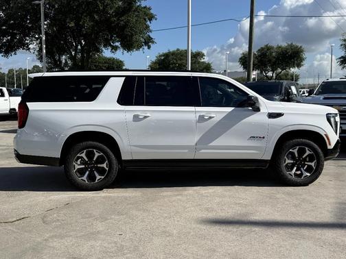 Summit White 2026 GMC Yukon XL AT4