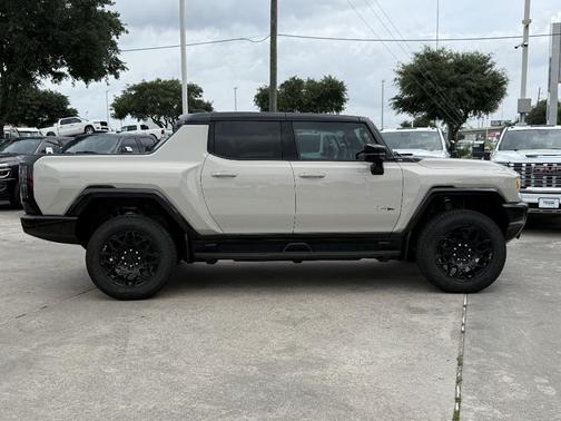 Dune 2026 GMC HUMMER EV Pickup 2X