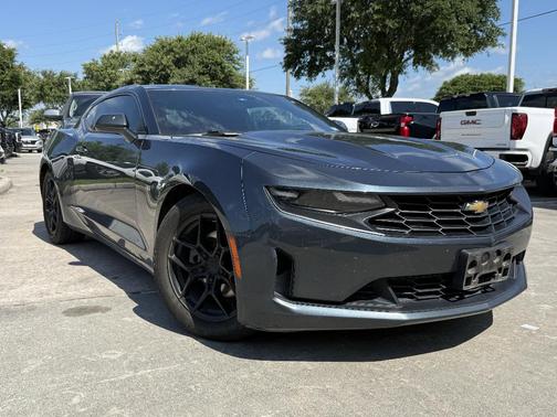 Shadow Gray Metallic 2022 Chevrolet Camaro 1LT