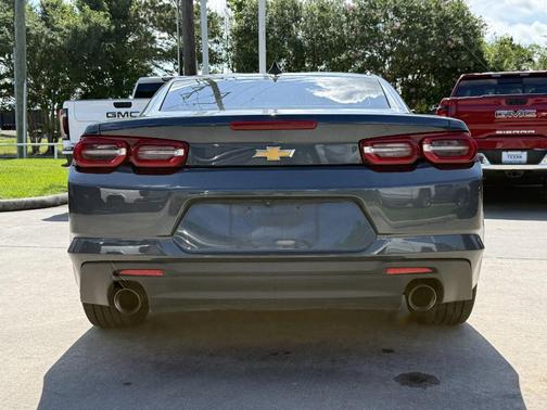 Shadow Gray Metallic 2022 Chevrolet Camaro 1LT
