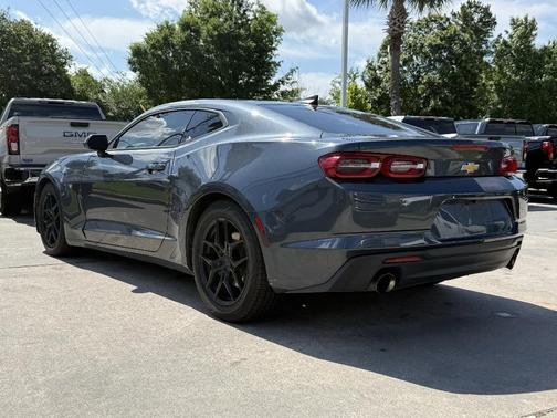 Shadow Gray Metallic 2022 Chevrolet Camaro 1LT