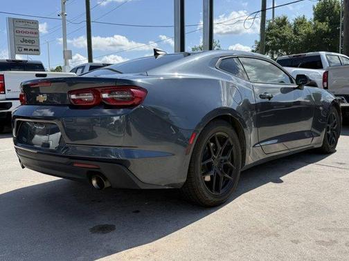 Shadow Gray Metallic 2022 Chevrolet Camaro 1LT