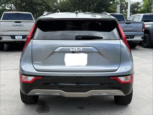 Steel Gray 2024 Kia Niro EV Wind