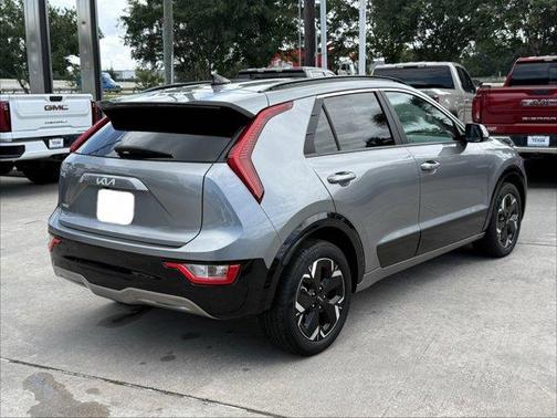 Steel Gray 2024 Kia Niro EV Wind