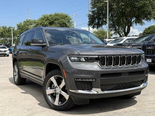 Metallic 2021 Jeep Grand Cherokee L Limited