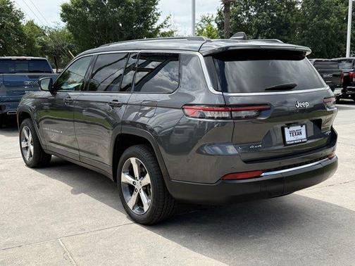Metallic 2021 Jeep Grand Cherokee L Limited