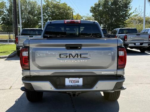Sterling 2026 GMC Canyon Elevation