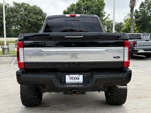 Black Metallic 2019 Ford F-250 Super Duty