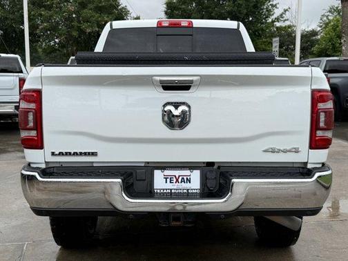 Bright White Clearcoat 2022 RAM 2500 Laramie
