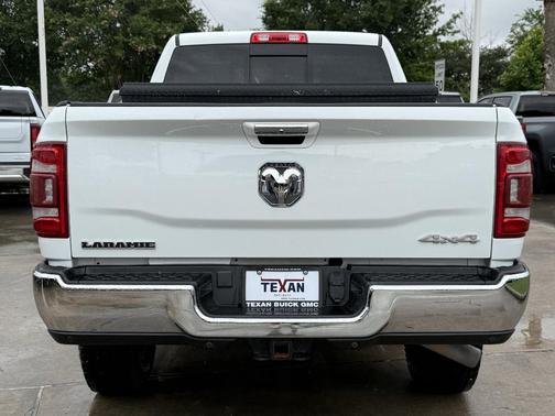 Bright White Clearcoat 2022 RAM 2500 Laramie