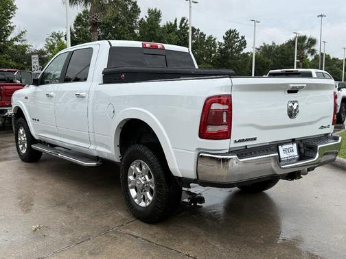 Bright White Clearcoat 2022 RAM 2500 Laramie