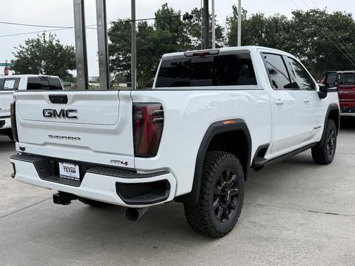 Summit White 2026 GMC Sierra 2500 AT4