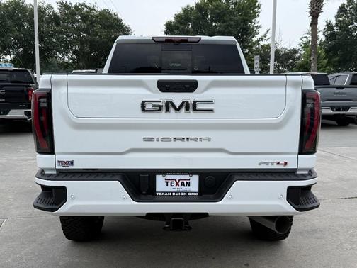 Summit White 2026 GMC Sierra 2500 AT4