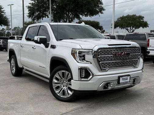 White Frost Tri-Coat 2022 GMC Sierra 1500 Limited Denali