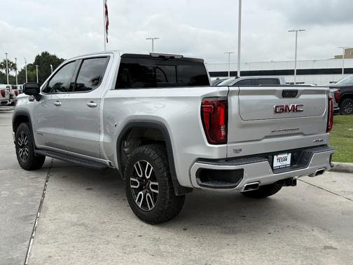 Quicksilver Metallic 2022 GMC Sierra 1500 AT4