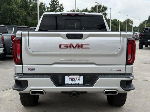 Quicksilver Metallic 2022 GMC Sierra 1500 AT4