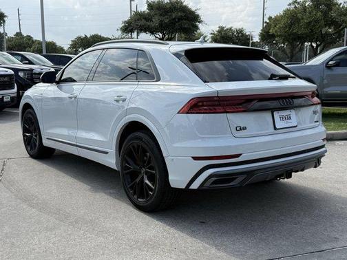 Glacier White Metallic 2021 Audi Q8 55 Premium Plus