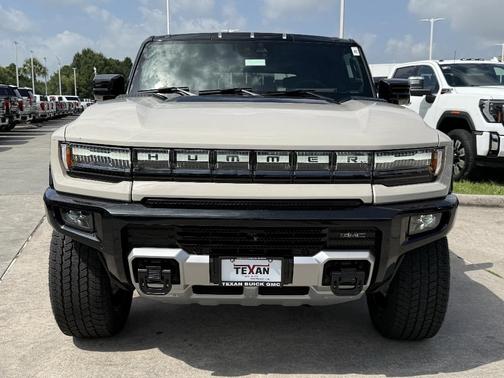 Dune 2026 GMC HUMMER EV SUV 2X