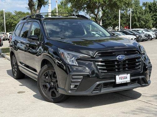 Crystal Black Silica 2023 Subaru Ascent Onyx Edition Limited