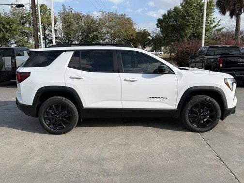 Summit White 2026 GMC Terrain FWD Elevation